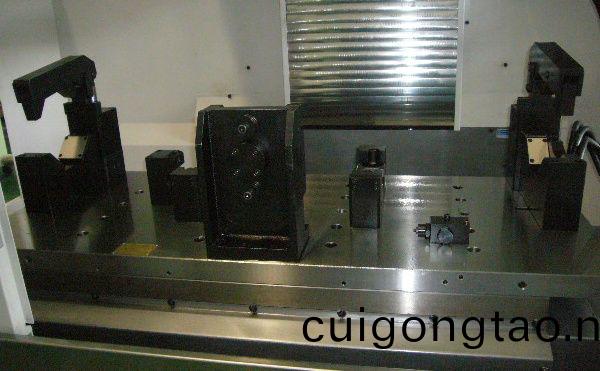 后橋(qiao)加工(gong)裌具